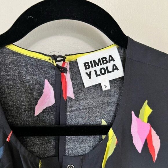 Bimba Y Lola Sleeveless Colorful Geometric Print on Black Dress Size Small - Picture 2 of 15